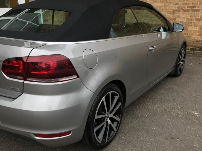 Volkswagen Golf 2.0 TDI BlueMotion Tech GT 2dr Convertible Diesel Silver