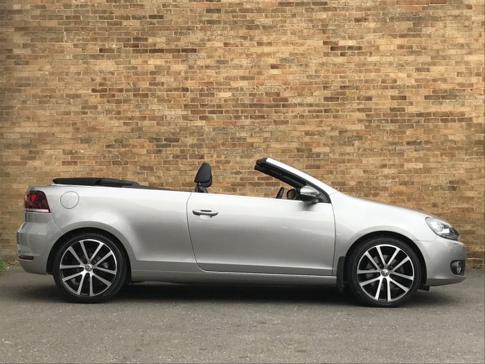 Volkswagen Golf 2.0 TDI BlueMotion Tech GT 2dr Convertible Diesel Silver