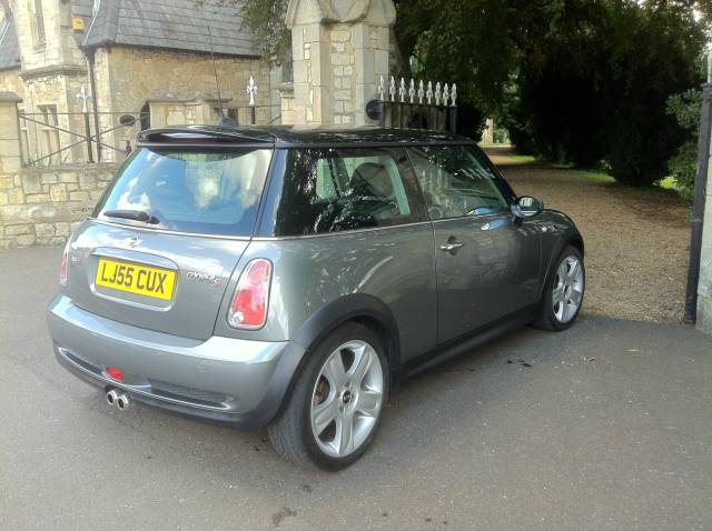 2005 Mini Hatchback 1.6 Cooper S - Leather - Winter Pack - Low Miles