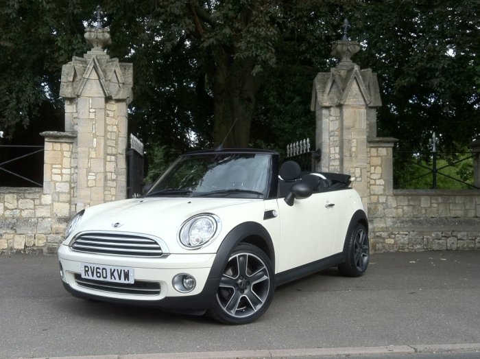 Mini Convertible 1.6 One 2dr Convertible Petrol White