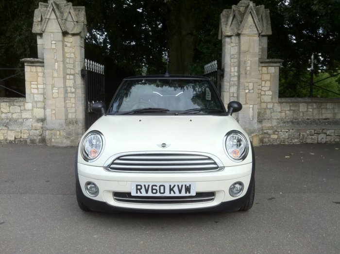 Mini Convertible 1.6 One 2dr Convertible Petrol White