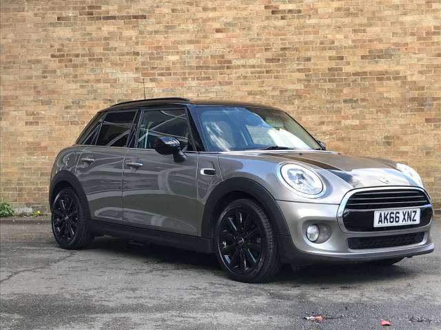 Mini Hatchback 1.5 Cooper D 5dr Hatchback Diesel Silver