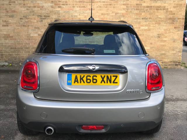 2016 Mini Hatchback 1.5 Cooper D 5dr