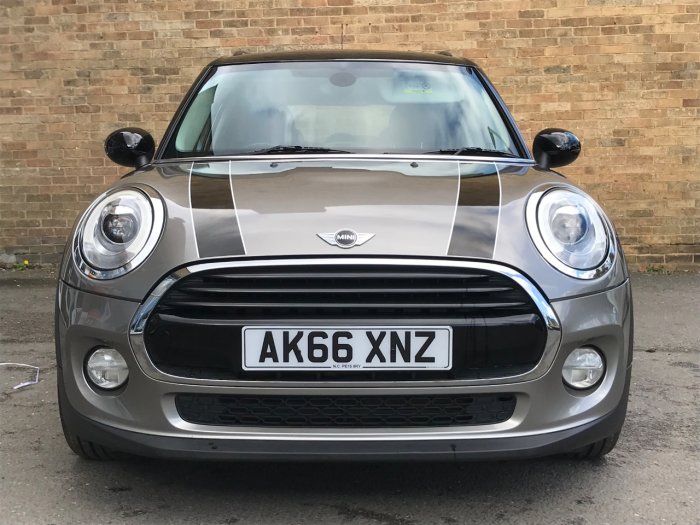 Mini Hatchback 1.5 Cooper D 5dr Hatchback Diesel Silver