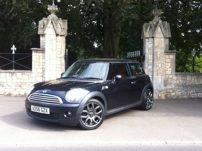 Mini Hatchback 1.6 Cooper 3dr Hatchback Petrol Black