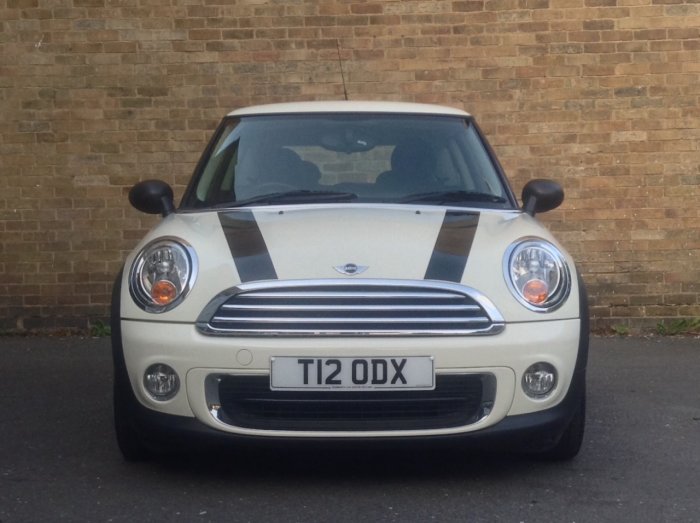 Mini Hatchback 1.6 One 3dr Hatchback Petrol White