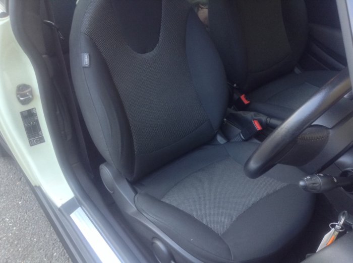 Mini Hatchback 1.6 One 3dr Hatchback Petrol White