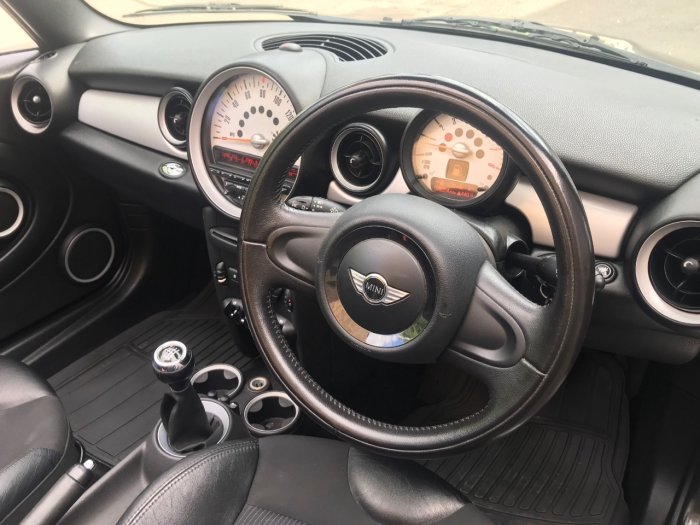 Mini Convertible 1.6 One 2dr Convertible Petrol Silver