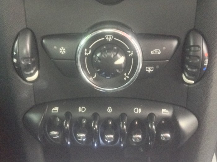 Mini Hatchback 1.6 One 3dr Hatchback Petrol Black