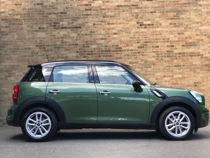 Mini Countryman 2.0 Cooper S D 5dr Hatchback Diesel Green