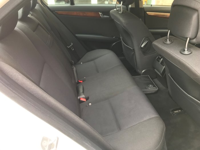 Mercedes-Benz C Class 2.1 C220 CDI SE 4dr Auto Saloon Diesel White
