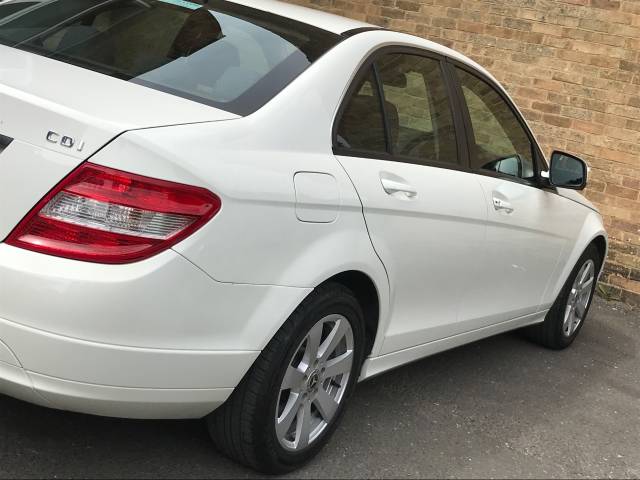 2008 Mercedes-Benz C Class 2.1 C220 CDI SE 4dr Auto