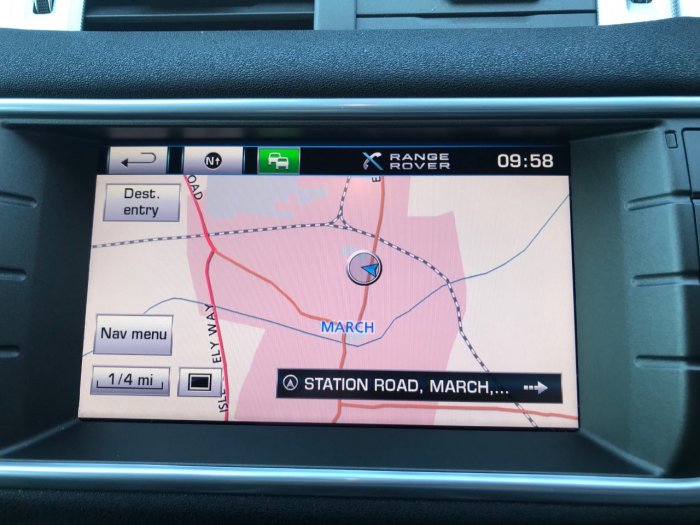 Land Rover Range Rover Evoque 2.2 SD4 Dynamic 5dr Auto Estate Diesel White
