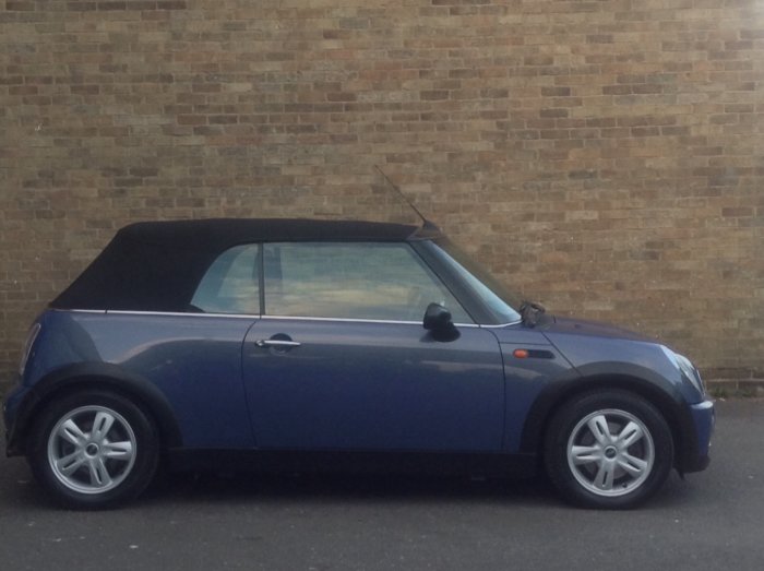 Mini Convertible 1.6 One 2dr Convertible Petrol Blue