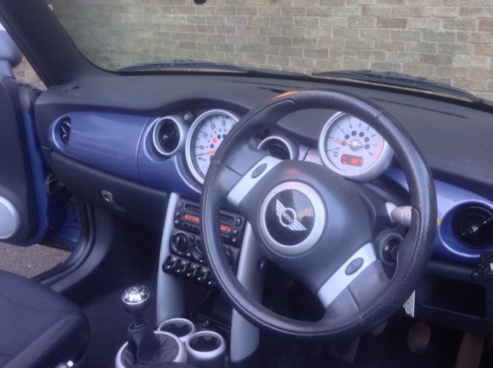 Mini Convertible 1.6 One 2dr Convertible Petrol Blue