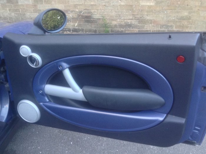 Mini Convertible 1.6 One 2dr Convertible Petrol Blue