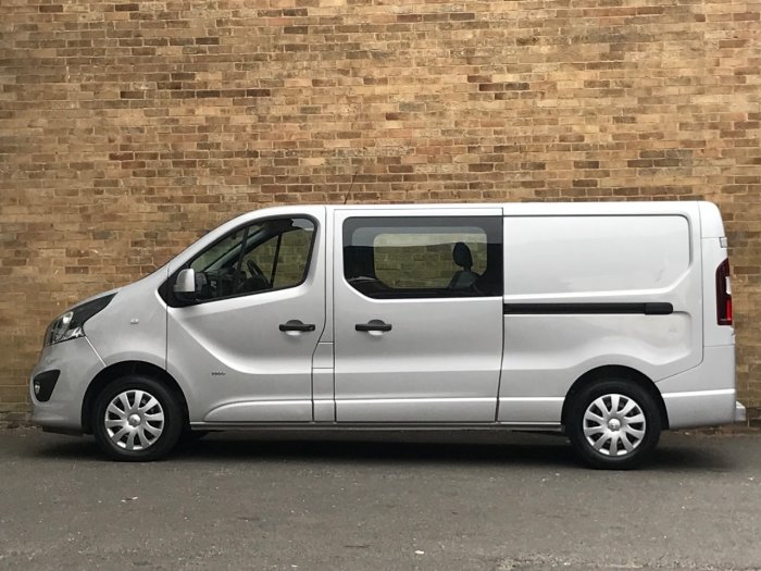 Vauxhall Vivaro 2900 1.6CDTI BiTurbo 120PS eFLEX Sportive H1 D/Cab Panel Van Diesel Grey