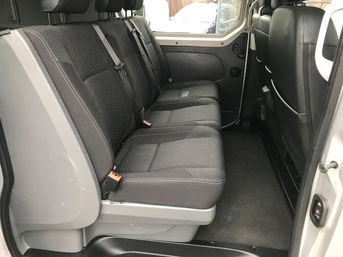Vauxhall Vivaro 2900 1.6CDTI BiTurbo 120PS eFLEX Sportive H1 D/Cab Panel Van Diesel Grey