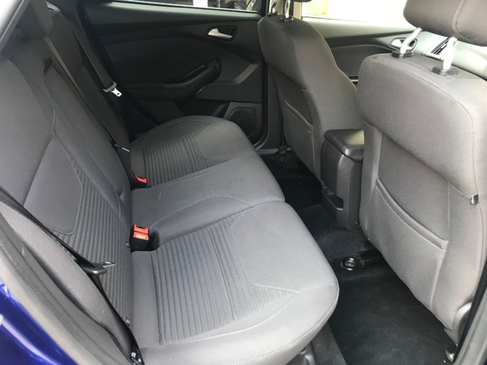 Ford Focus 1.5 TDCi 120 Titanium 5dr Hatchback Diesel Blue