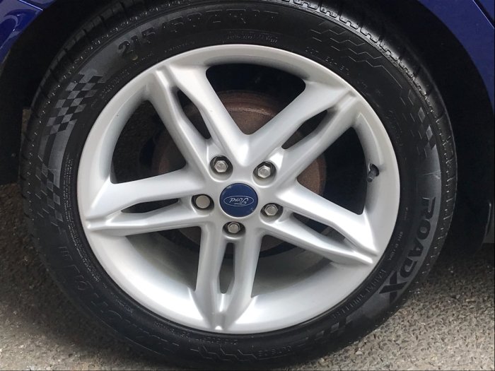 Ford Focus 1.5 TDCi 120 Titanium 5dr Hatchback Diesel Blue