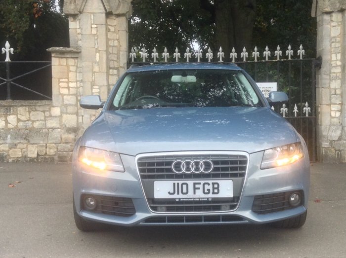 Audi A4 2.0 TDI 170 SE 5dr Estate Diesel Sphere Blue Metallic