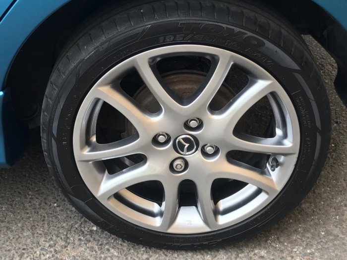 Mazda 2 1.3 Venture Edition 5dr Hatchback Petrol Blue