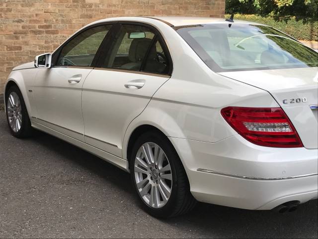 2012 Mercedes-Benz C Class 2.1 C200 CDI BlueEFFICIENCY Elegance 4dr Auto