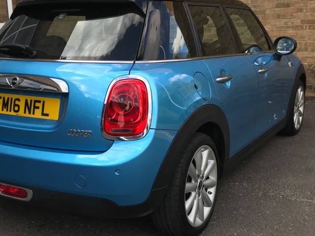 2016 Mini Hatchback 1.5 Cooper 5dr