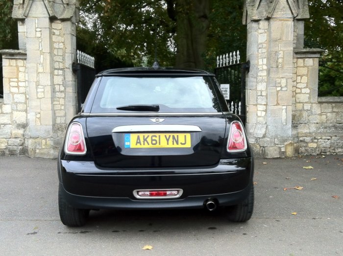 Mini Hatchback 1.6 One - Pepper Pack Hatchback Petrol Black