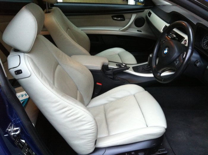 BMW 3 Series 3.0 335i SE 2dr Auto Coupe Petrol Blue