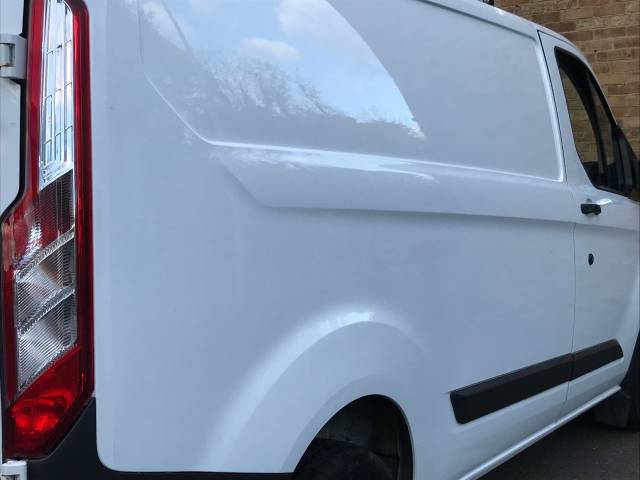 2015 Ford Transit Custom 2.2 TDCi 100ps Low Roof Van