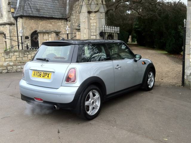 2008 Mini Hatchback 1.6 Cooper D 3dr