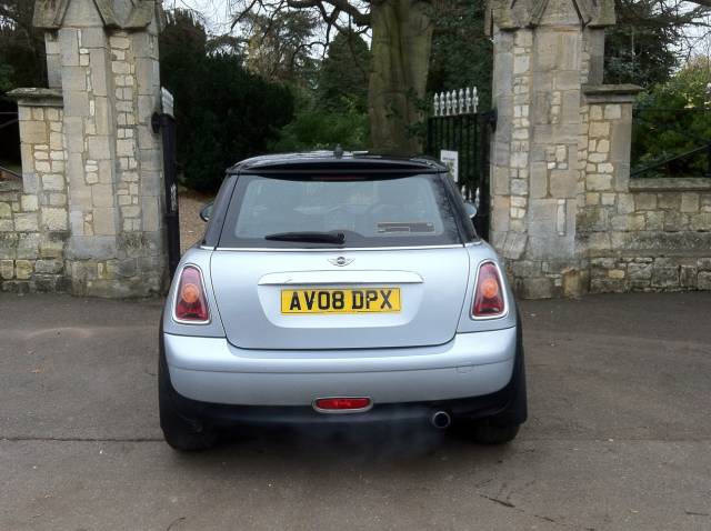 2008 Mini Hatchback 1.6 Cooper D 3dr