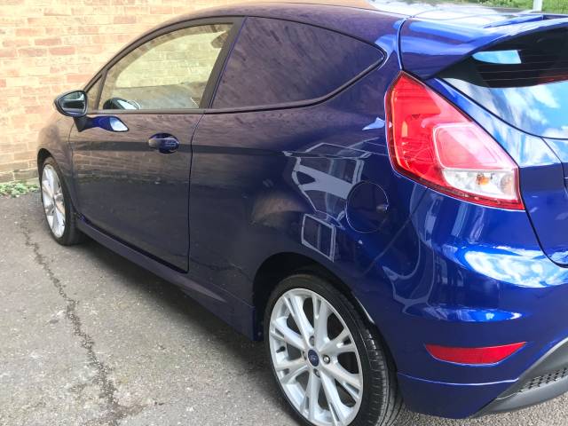 2016 Ford Fiesta 1.5 TDCi Sport Van