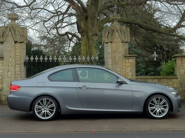 BMW 3 Series 3.0 325d M Sport 2dr Coupe Diesel Grey