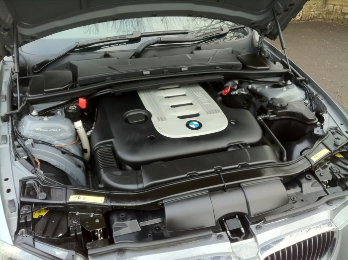 BMW 3 Series 3.0 325d M Sport 2dr Coupe Diesel Grey