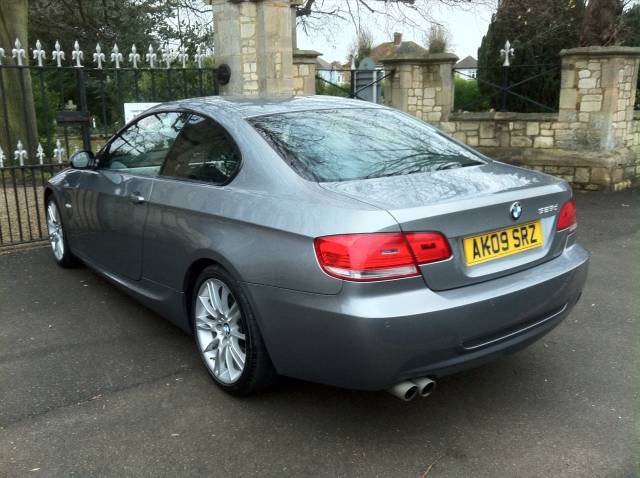 2009 BMW 3 Series 3.0 325d M Sport 2dr