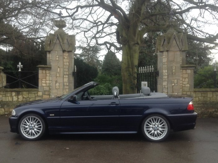 BMW 3 Series 2.5 325 Ci Sport 2dr Auto Convertible Petrol Blue