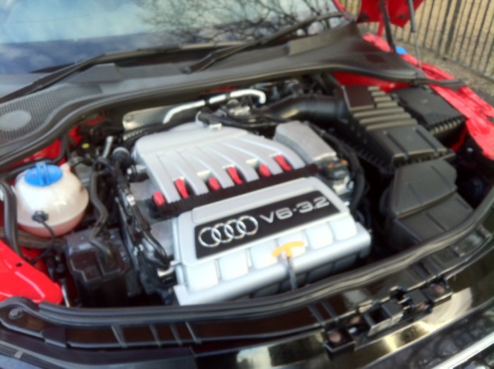 Audi TT 3.2 V6 Quattro 2dr Coupe Petrol Red