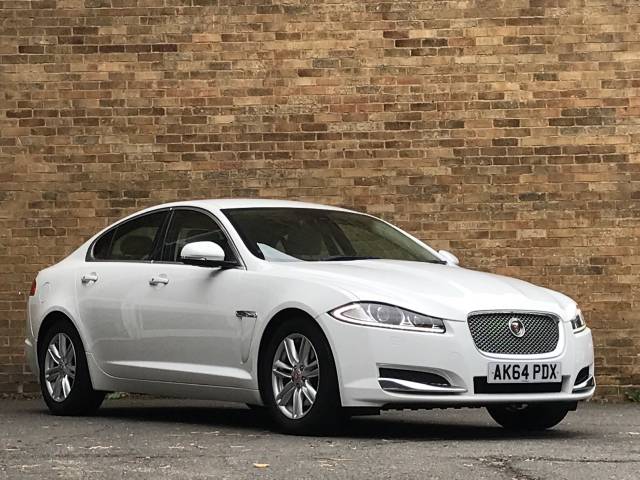 Jaguar XF 2.2d [163] Premium Luxury 4dr Auto Saloon Diesel White