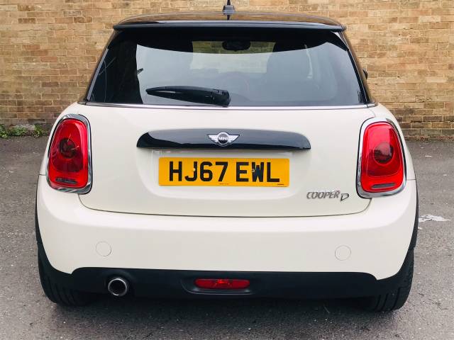 2017 Mini Hatchback 1.5 Cooper D 3dr