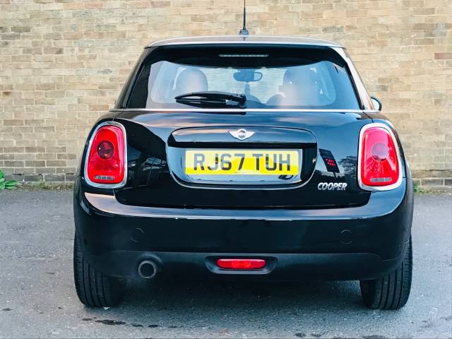 2017 Mini Hatchback 1.5 Cooper Seven 5dr