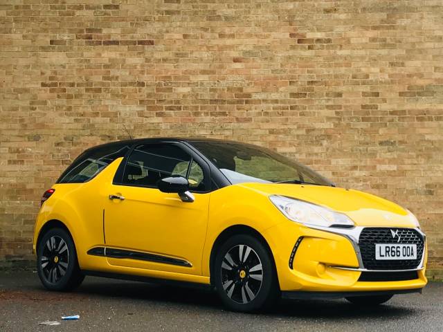 Ds Ds 3 1.2 PureTech 82 Chic 3dr Hatchback Petrol Yellow