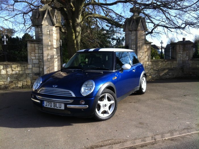 Mini Hatchback 1.6 Cooper 3dr Hatchback Petrol Blue