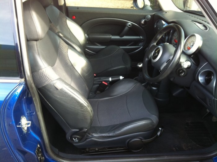 Mini Hatchback 1.6 Cooper 3dr Hatchback Petrol Blue