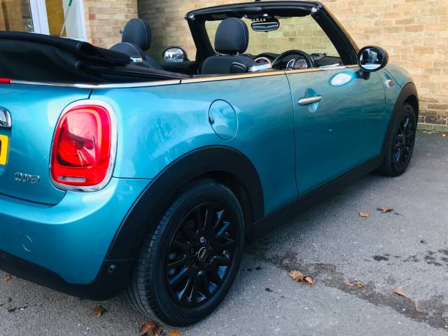 2016 Mini Convertible 1.5 Cooper 2dr