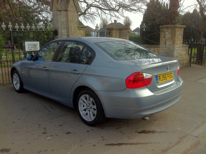BMW 3 Series 2.0 320d SE LEATHER Saloon Diesel Grey