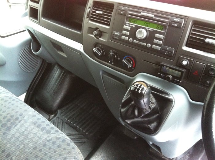 Ford Transit 2.2 Medium Roof Van TDCi 85ps Panel Van Diesel White
