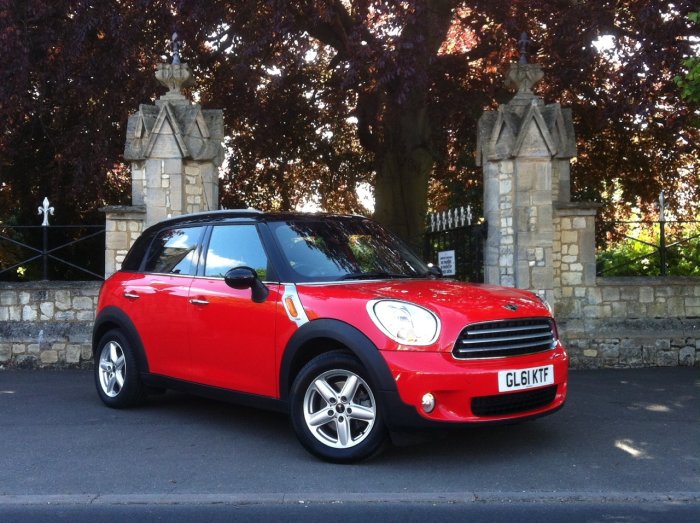 Mini Countryman 1.6 Cooper D ALL4 5dr Hatchback Diesel Red