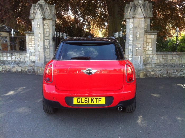 Mini Countryman 1.6 Cooper D ALL4 5dr Hatchback Diesel Red